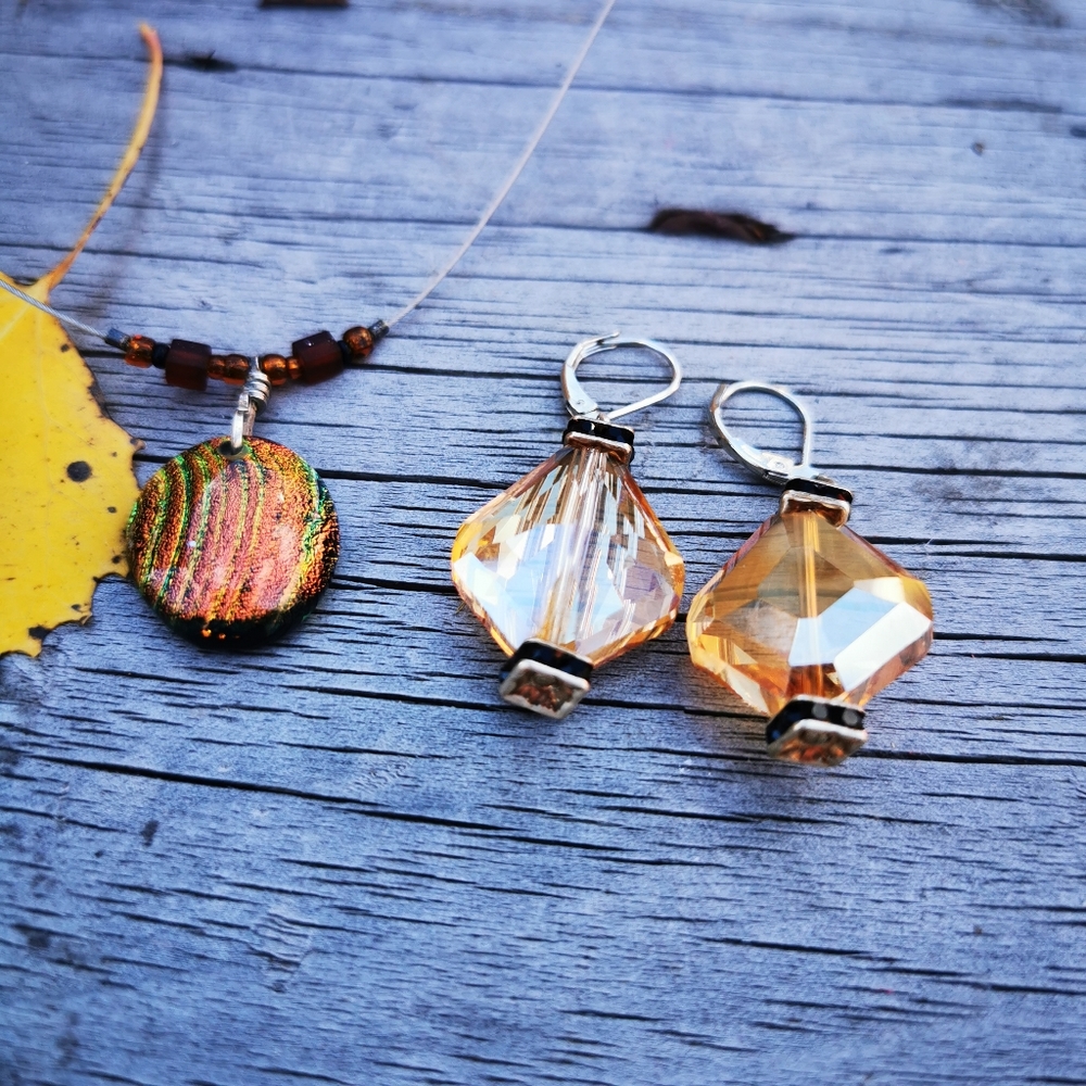 Set Sterling Silver 925 Wire Dichroic Glass Necklace and Amber Crystal Earrings